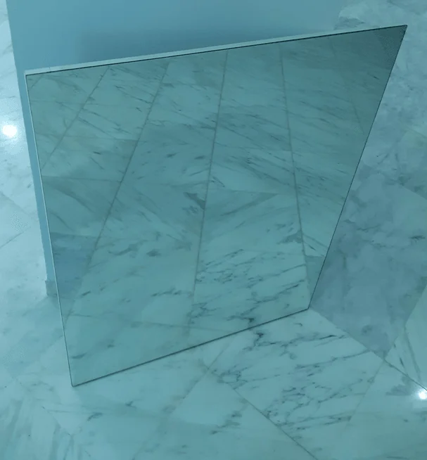 Miroir de salle de bain 100 x 70 cm sans cadre — Réf. DST207